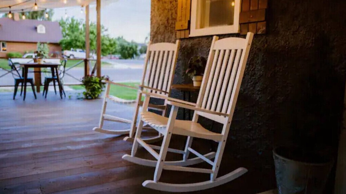 Richfield House | Updated cozy farmhouse