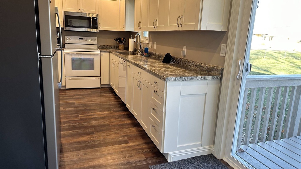 Grand Island House | Updated Family Home for a Comfortable Stay