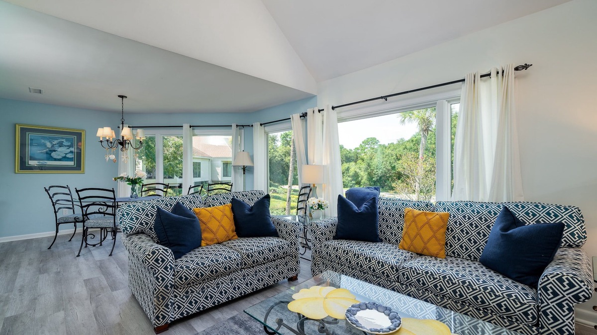 Spinnaker Beachhouses House | Updated Family Spinnaker! Easy Walk to Pelican Beach, Pools, Golf! Amenity Cards!