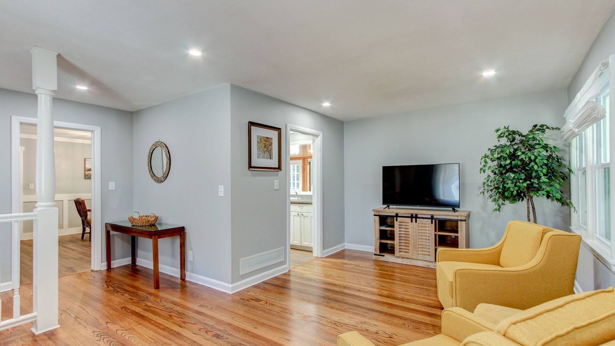 Fayetteville House | UPDATED Home with Private Pool near Pinewood!