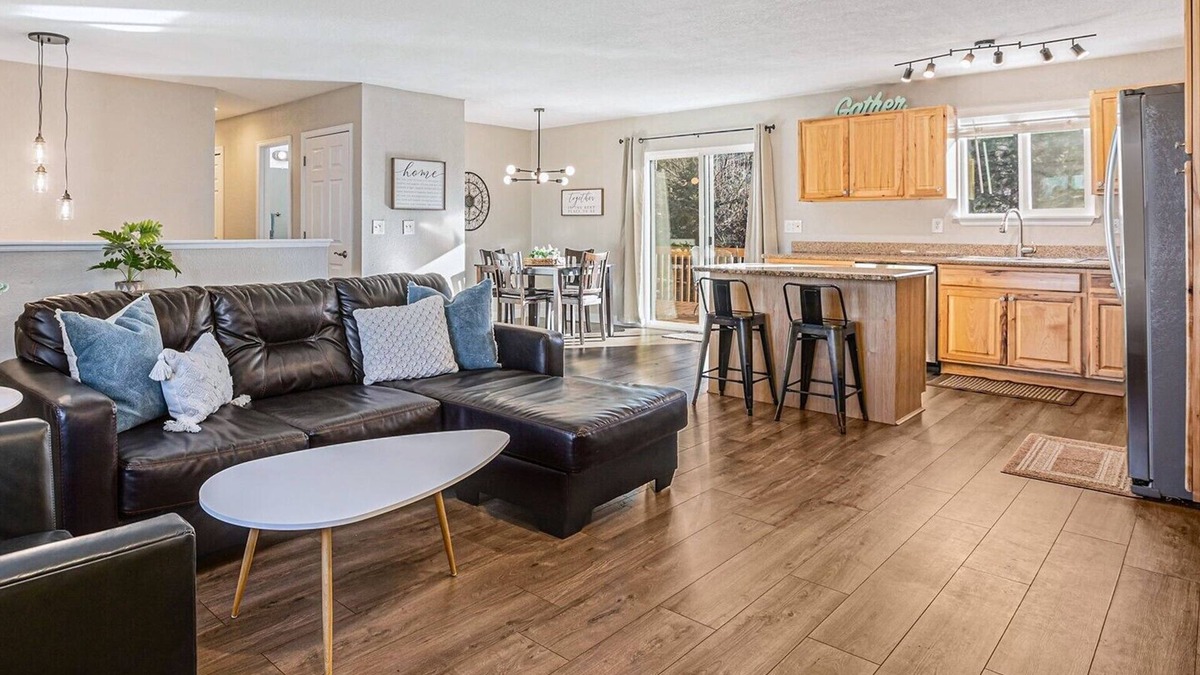 Castle Rock House | Updated, Open 3 bedroom at the Foot of the Rock!