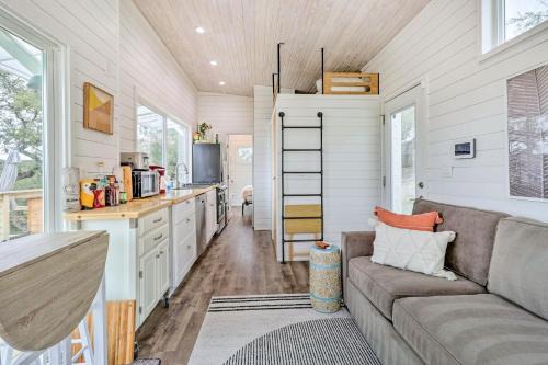 Lakehurst House | Updated Texas Tiny Home Rental on Lake Travis