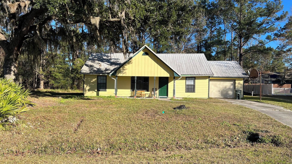 Kingsland House | Updated to 6 beds.Near I-95,scenic train station.Cumberland.nkingbay.GA. Beaches
