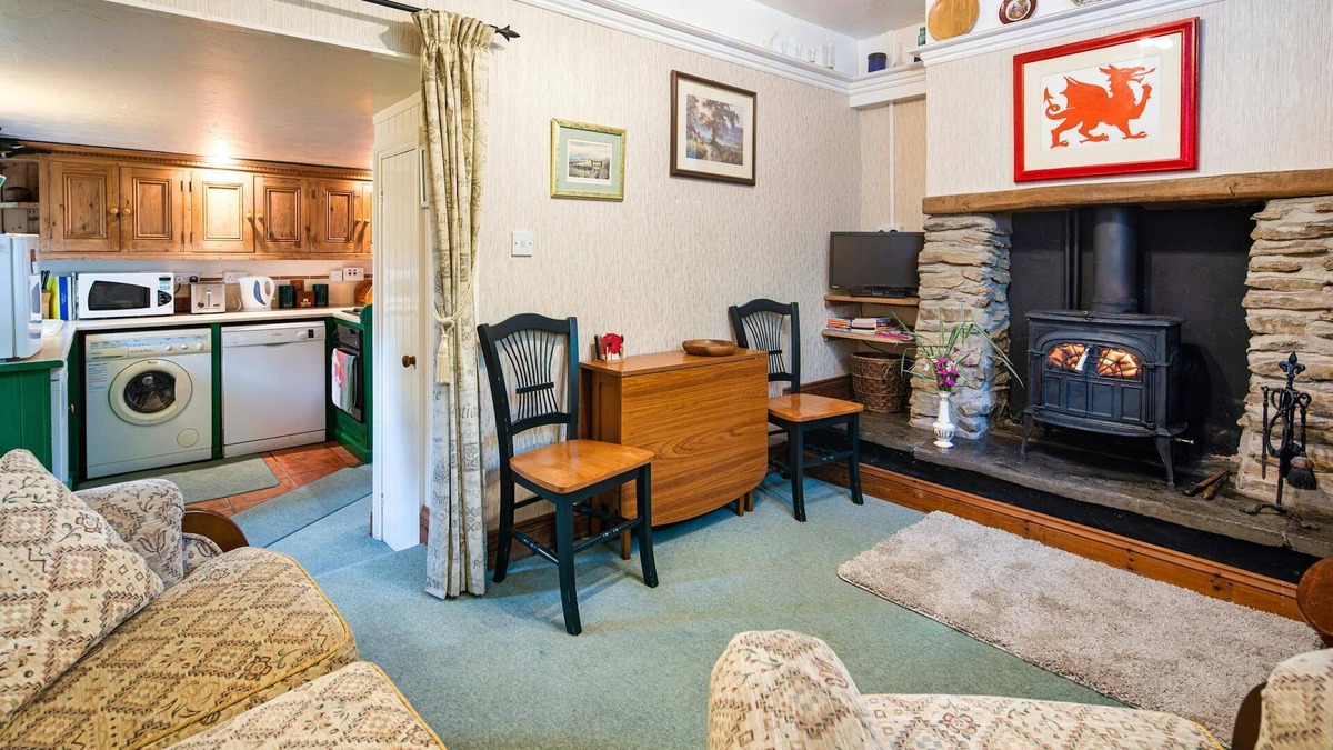 Llangeler Cottage | Upper Cottage, Newcastle Emlyn