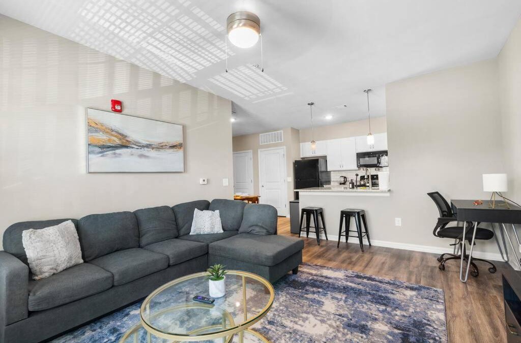 Melbourne Apartment | Upscale 1BR/1BA: Resort Vibes, City Edge, Bliss