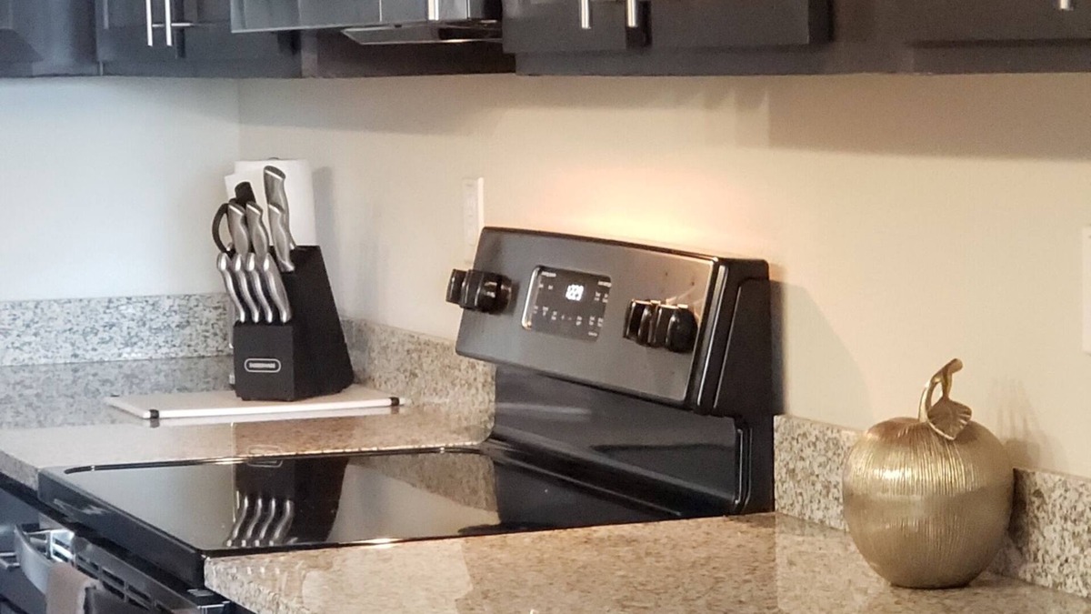 Orlando Apartment | 💎Upscale 2bed/2bth East Orlando, Town center. Pet friendly