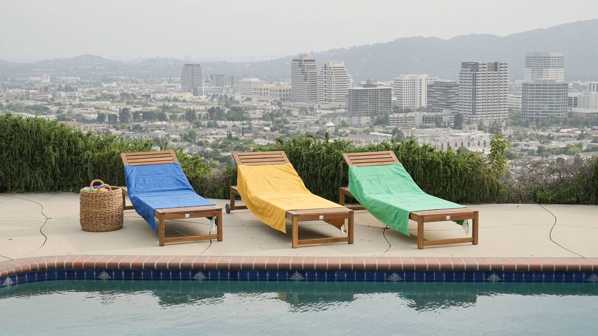 Greenbriar House | Upscale 3BDR House/w Stunning Views & Pool House