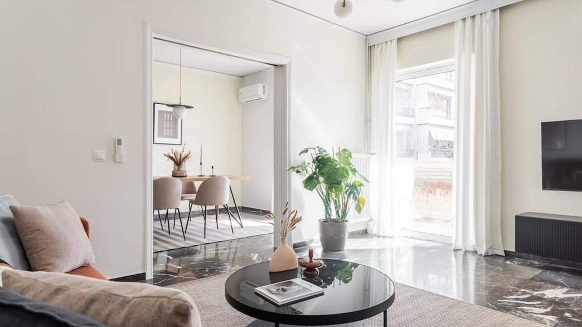Khalandrion Apartment | Upscale 3BR Apartment in Chalandri