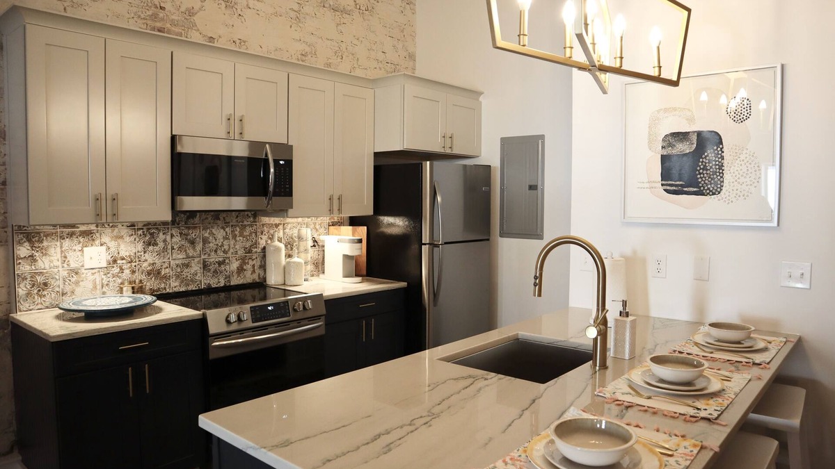 Columbia Apartment | Upscale Apartment in the Heart of Downtown Columbia!
