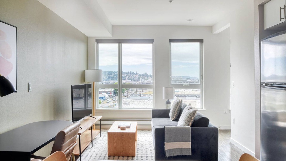 West Woodland Apartment | Upscale Ballard 1BR w/BBQ, Lounge & W/D, onsite retail, by Blueground