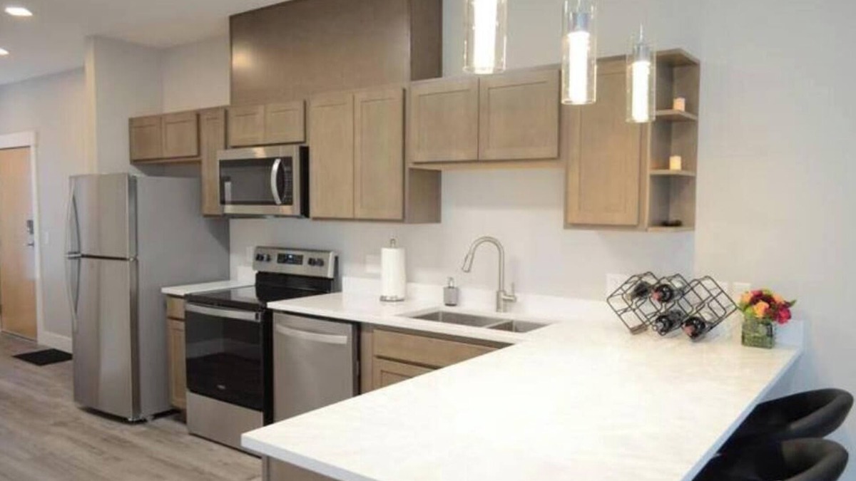 Westside Apartment | Upscale Modern Apt 201 in the heart of Missoula
