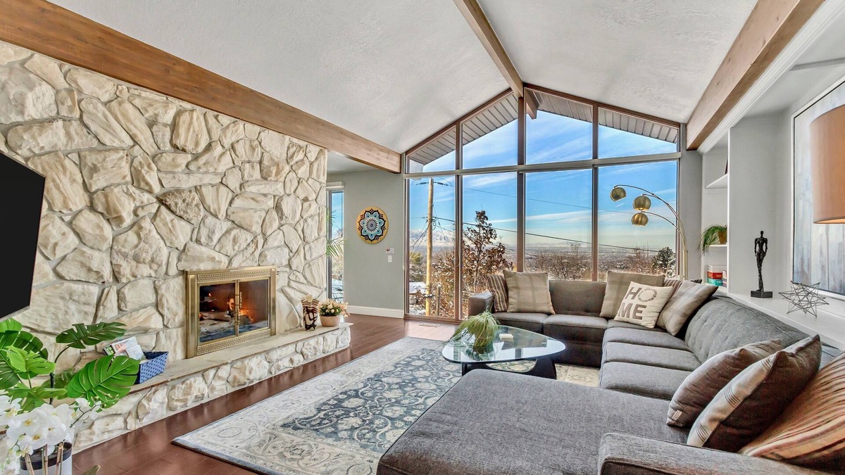 Olympus Cove House | Upscale w/Views, Fireplace, Close to Ski Resorts