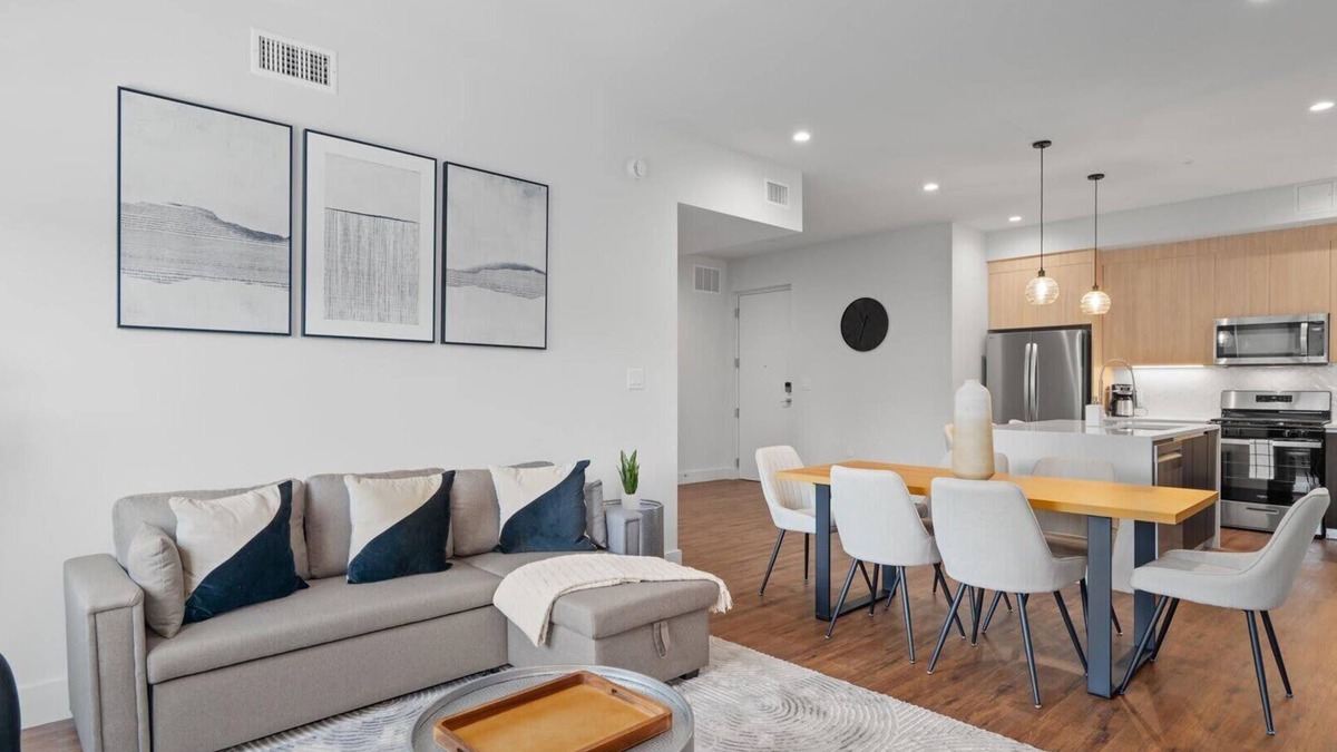 West Congress Apartment | Upstay: Modern & Pet-friendly 2BR Home near SoCo