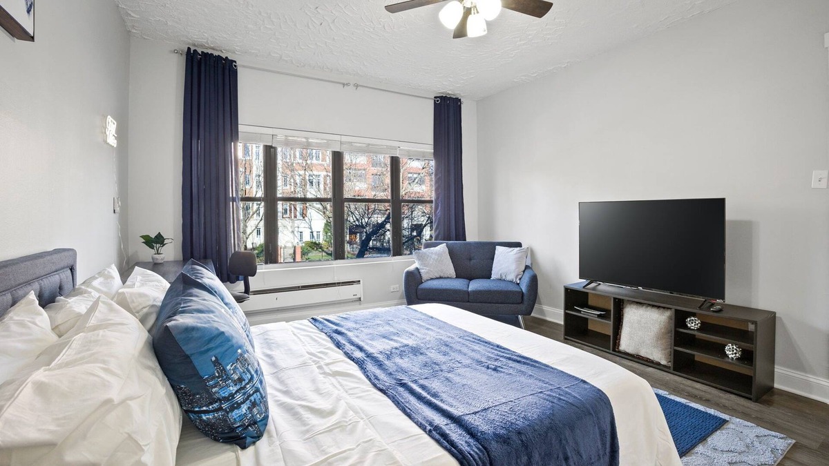 Sheridan Park Apartment | Uptown NEW and MODERN 1BR Wrigleyville area PRIME