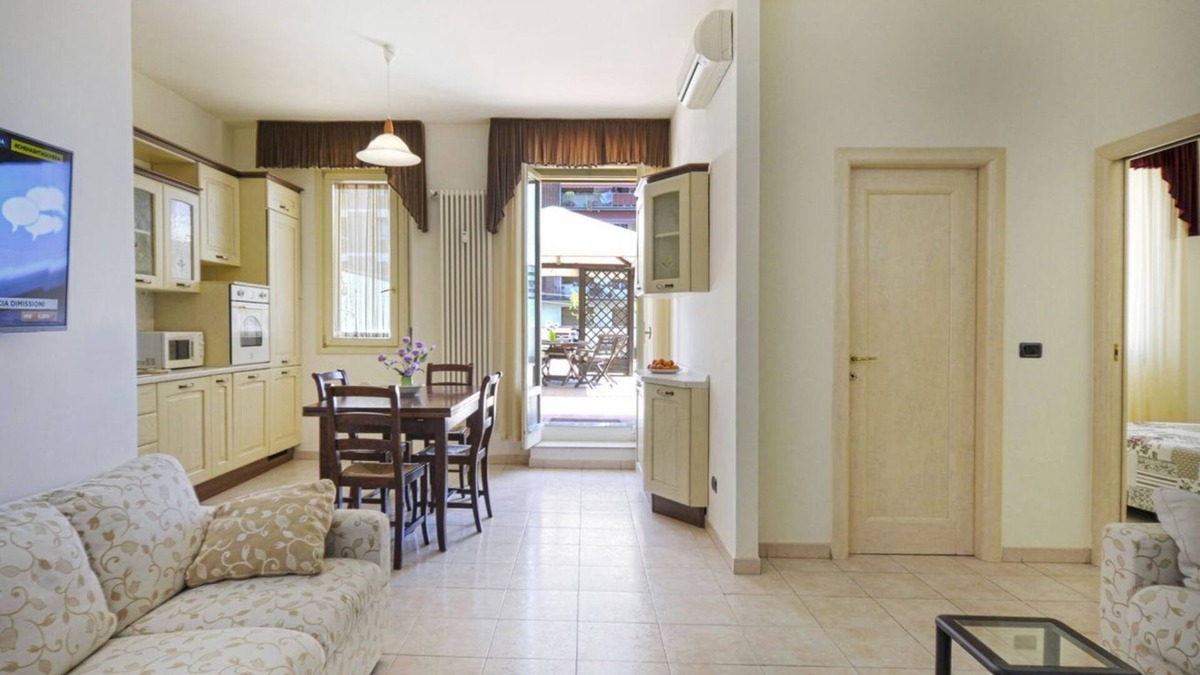 San Donato Apartment | UR-NEST Sacco, Comfortable apartment