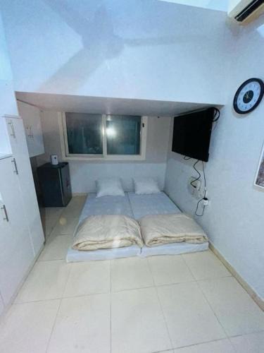 Al Barsha 1 Apartment | Urban Comfort Stay in Deira