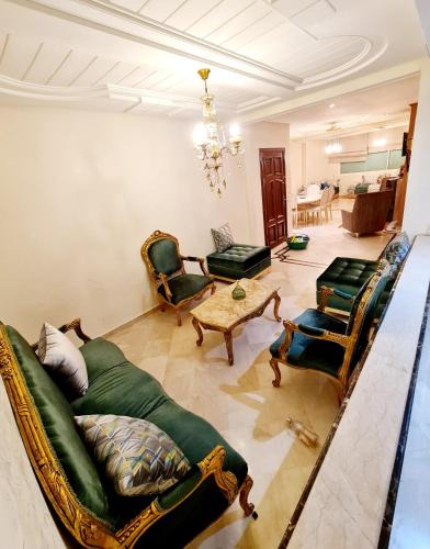 Ville Nouvelle Apartment | Urban Luxe Apartment - Champs de Course