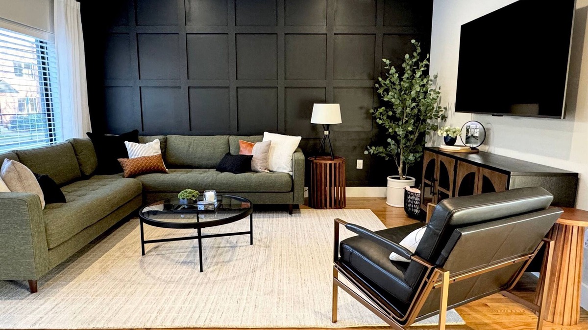 North Chattanooga House | Urban Overlook - Northshore Luxury + Prime Location