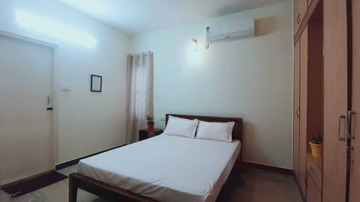 Sathya Sai Layout House | Urban Retreat - Your home away from home