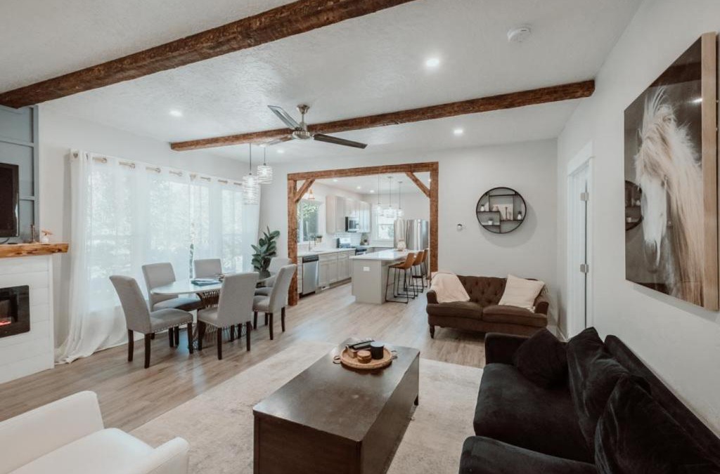 Corvallis House | Urban Rustic Getaway
