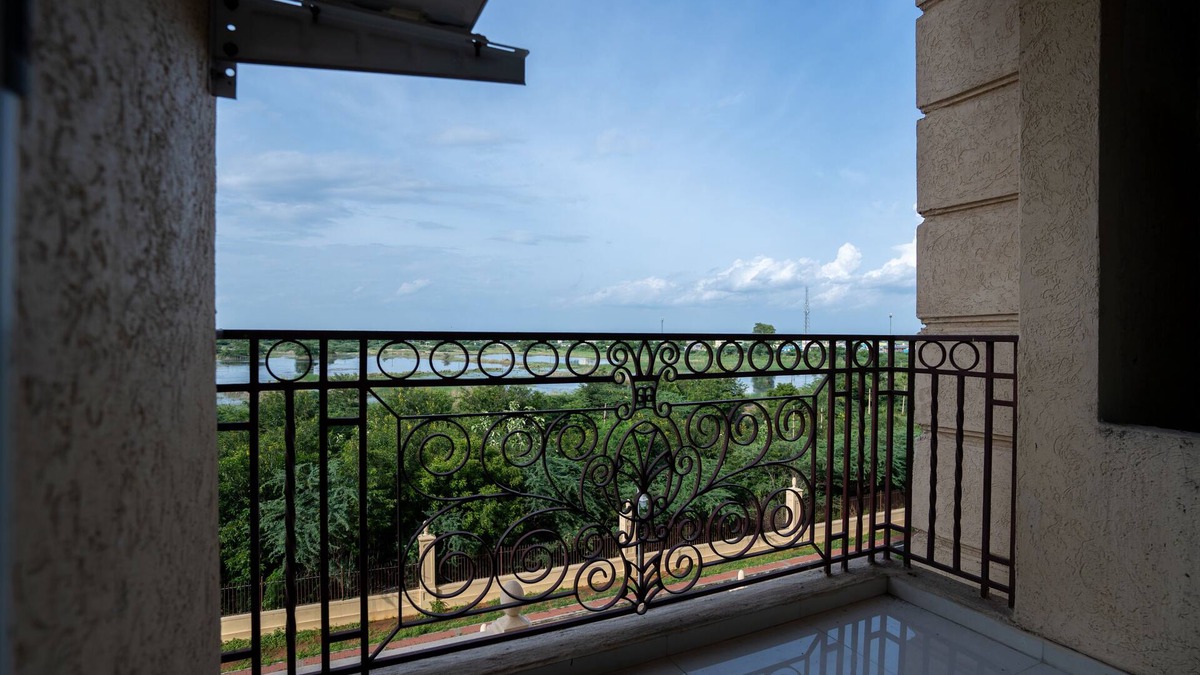 Oragadam Hotel | Urban Stay Service Apartment