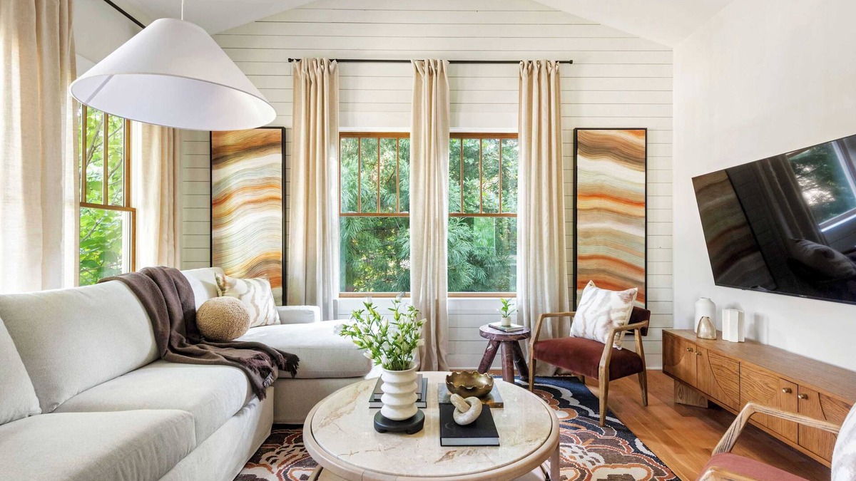 Poncey-Highland Apartment | Urbanchella Summary: