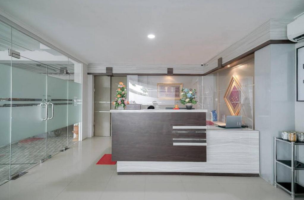 Palembang Hotel | Urbanview Hotel Bari Syariah Palembang By RedDoorz