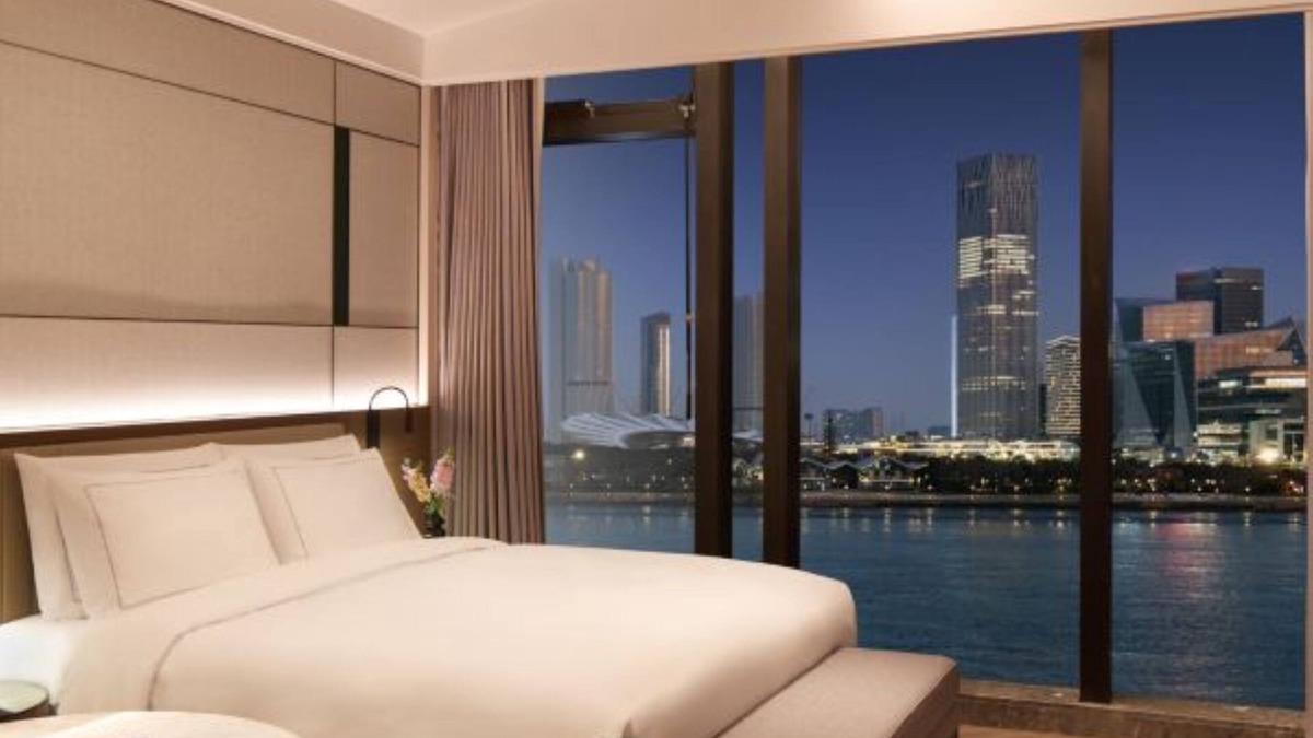 Pudong Hotel | UrCove by Hyatt Shanghai Xuhui West