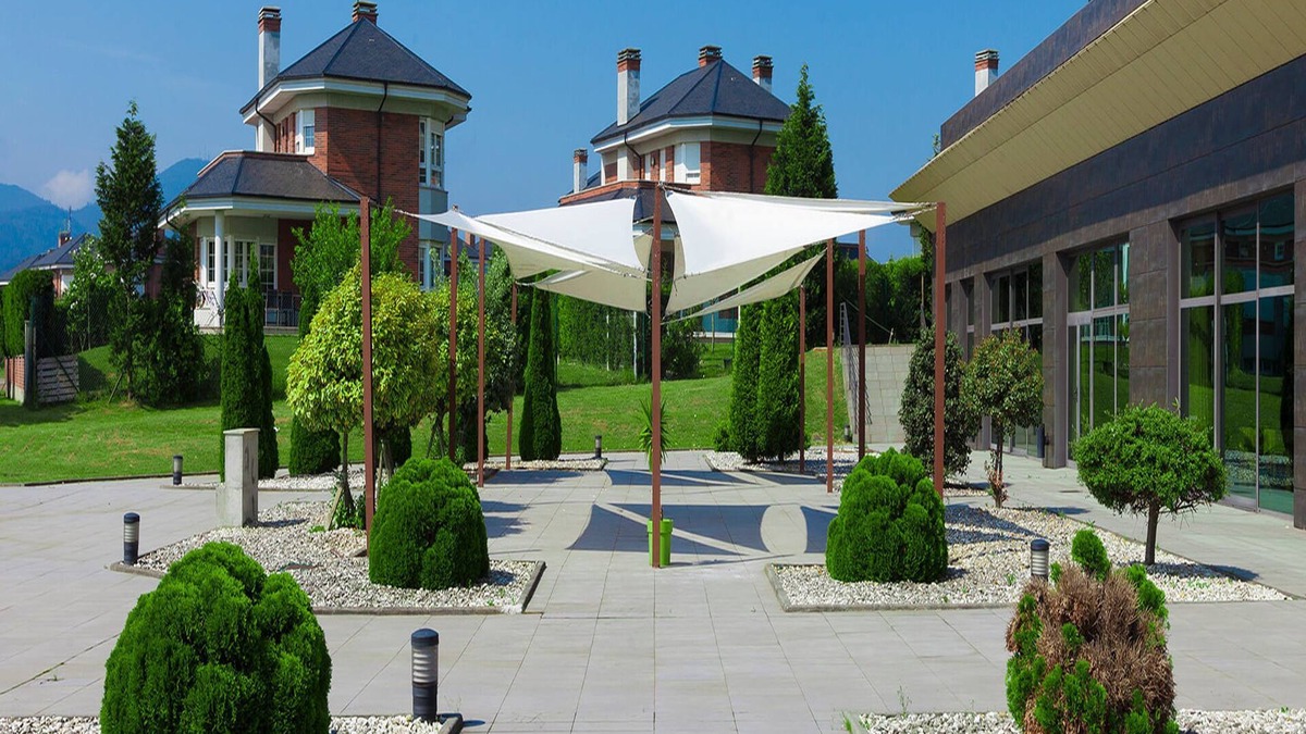 Corvera de Asturias Hotel | URH Hotel Zen Balagares