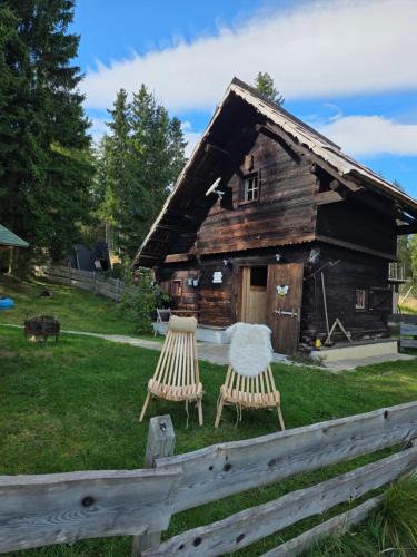 Diex Apartment | Urige Waldbienenhütte