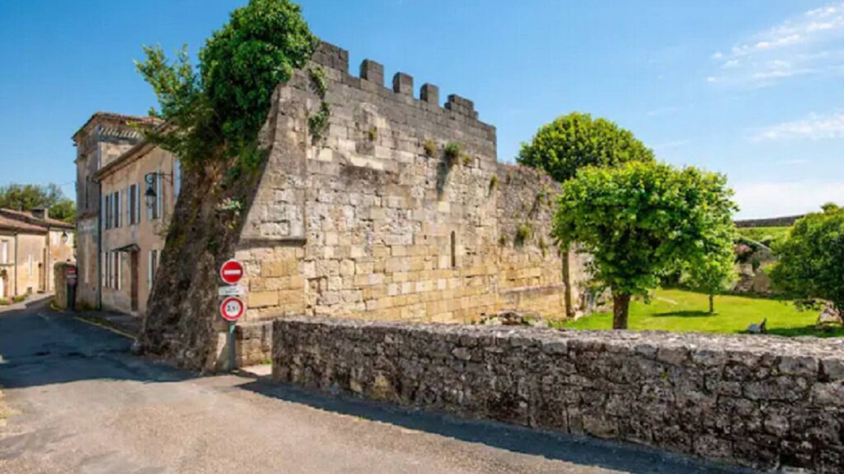 Saint-Emilion Apartment | Ursulines garden, Saint-Émilion center, T1 35m2