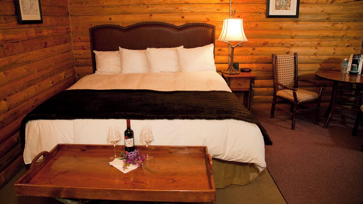 Denali Cabin | Denali Private Deluxe Cabin on Sugarloaf Mountain