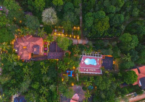 Sulthan Bathery Resort | Ushasree Wayanad Pool Resort by VOYE HOMES