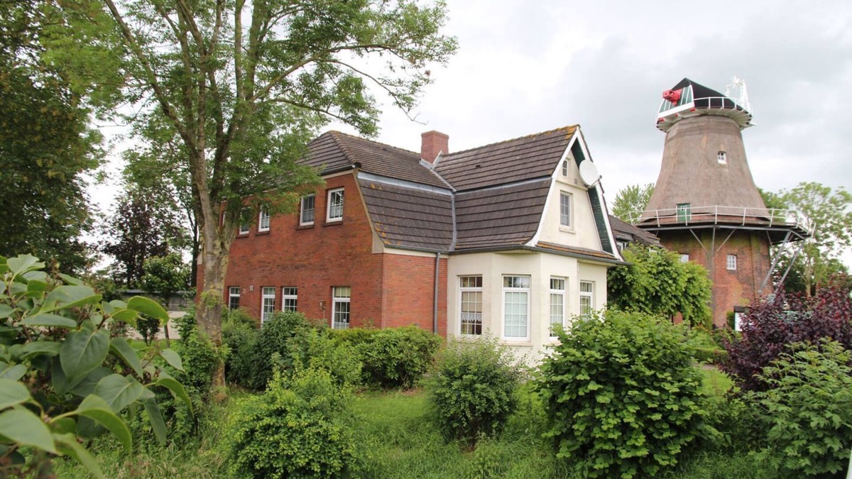 Uttum Apartment | Uttumer Mühle: Aletta - Gemütliche Erdgeschosswohnung im Müllerhaus der Uttumer Mühle