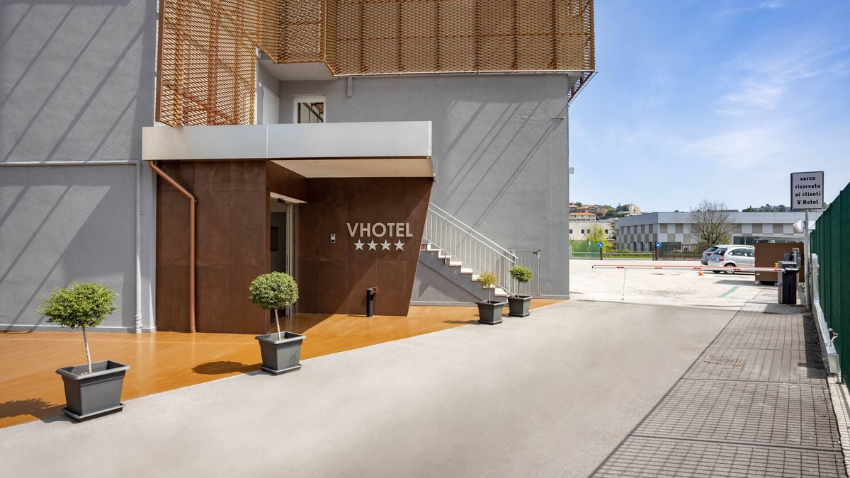 Ancona Hotel | V Hotel