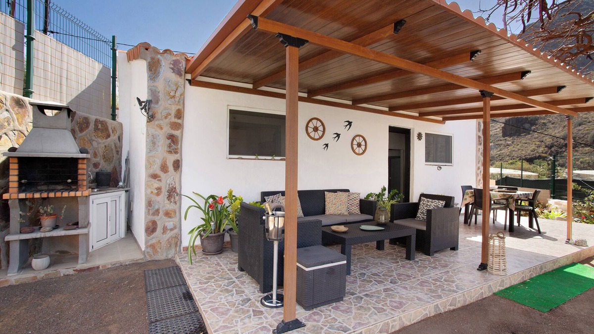 La Aldea de San Nicolas House | Vacation Home 'VV Tasartico' with Sea View, Whirlpool & Wi-Fi