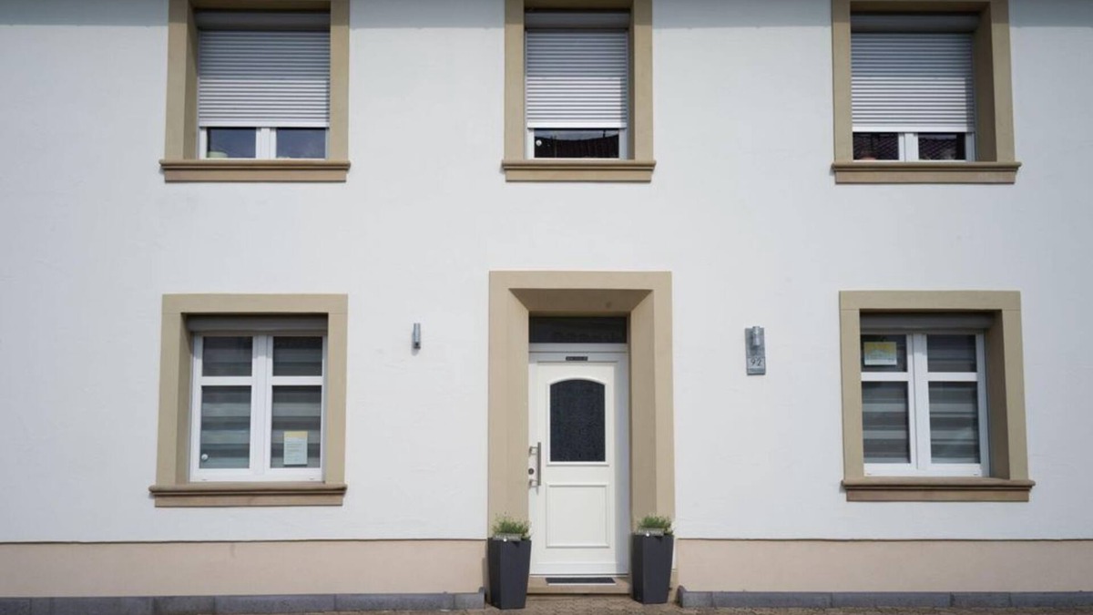 Rehlingen-Siersburg Apartment | Vacation apartment directly on the Nied - apartment/flat, shower, WC, 1 bedroom