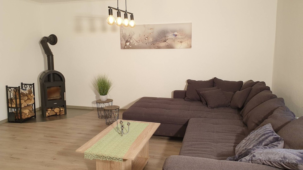 Suederholz House | Vacation apartment/house/mechanic apartment- Am Schlosspark near the Baltic Sea 6 persons+cd.