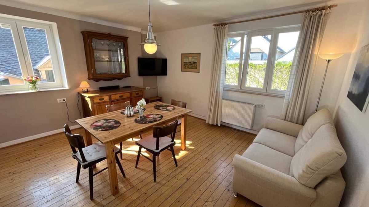 Neumagen-Dhron Apartment | Vacation apartment Engelgrube - Holiday lodge by Scotti