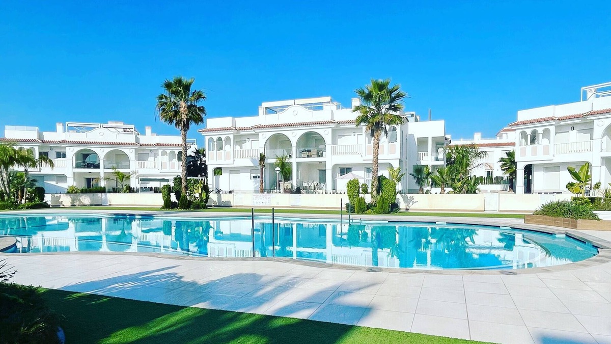 Quesada Apartment | Vacation apartment with pool for 6 people in a prime location