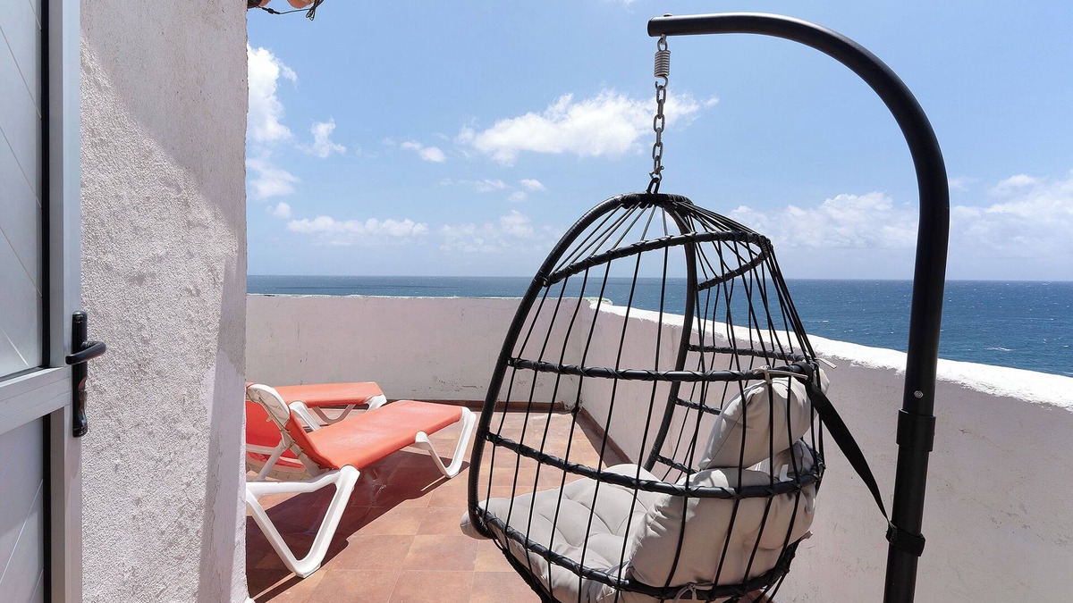 Pozo Izquierda Apartment | Vacation Apartment 'Pozo Beach B' with Sea View, Private Terrace and Wi-Fi