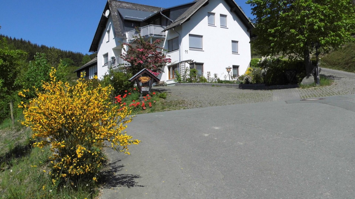 Alertshausen Apartment | Vacation apartment/apartment for 6 guests with 97m² in Bad Berleburg (184859)