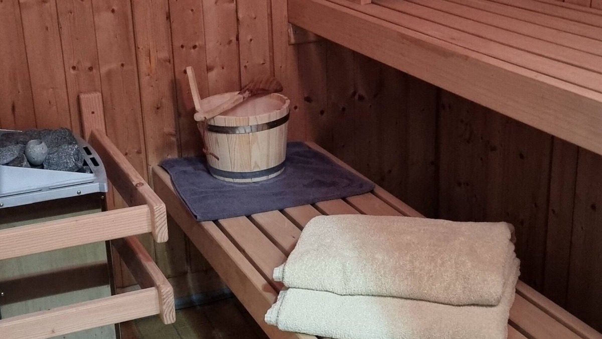 Engenhahn Apartment | Vacation apartment with pool and sauna, both for exclusive use