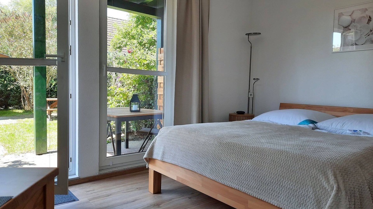 Molschow Apartment | Vacation apartment 2 - Ferienhaus Sasse vacation apartments with garden & barbecue