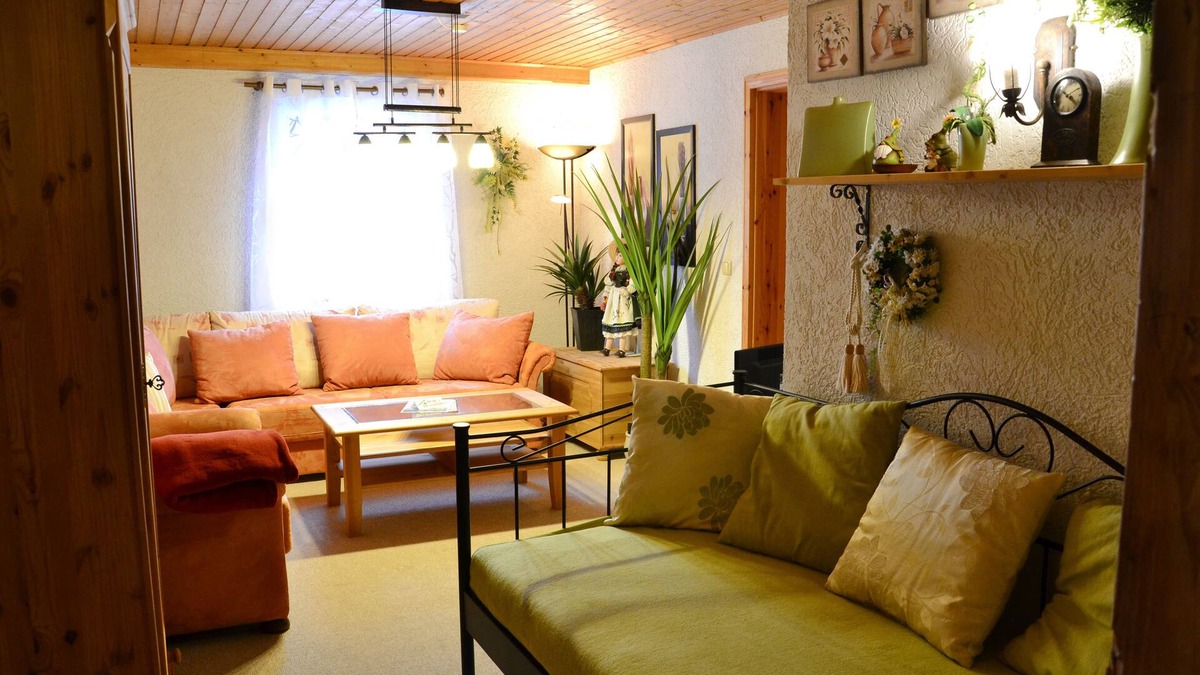 Langenwolmsdorf Apartment | Vacation apartment/apartment for 6 guests with 90m² in Stolpen (295071)