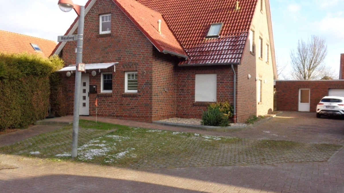 Emden Apartment | Vacation apartment/apartment for 4 guests with 100m² in Emden (248049)