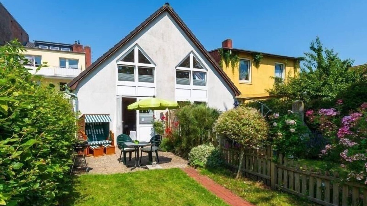 Zentrum Apartment | Vacation apartment/apartment for 4 guests with 65m² in Husum (269137)