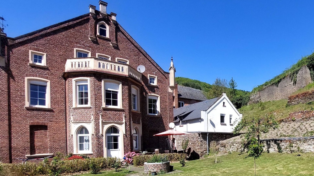 Merl Apartment | Vacation apartment "Beim alten Pfarrhaus"