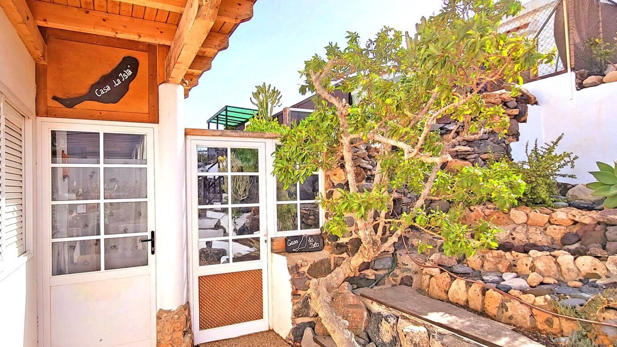 Tarajalejo Apartment | Vacation apartment CASA LA ISLA, Tarajalejo, fiber optic internet