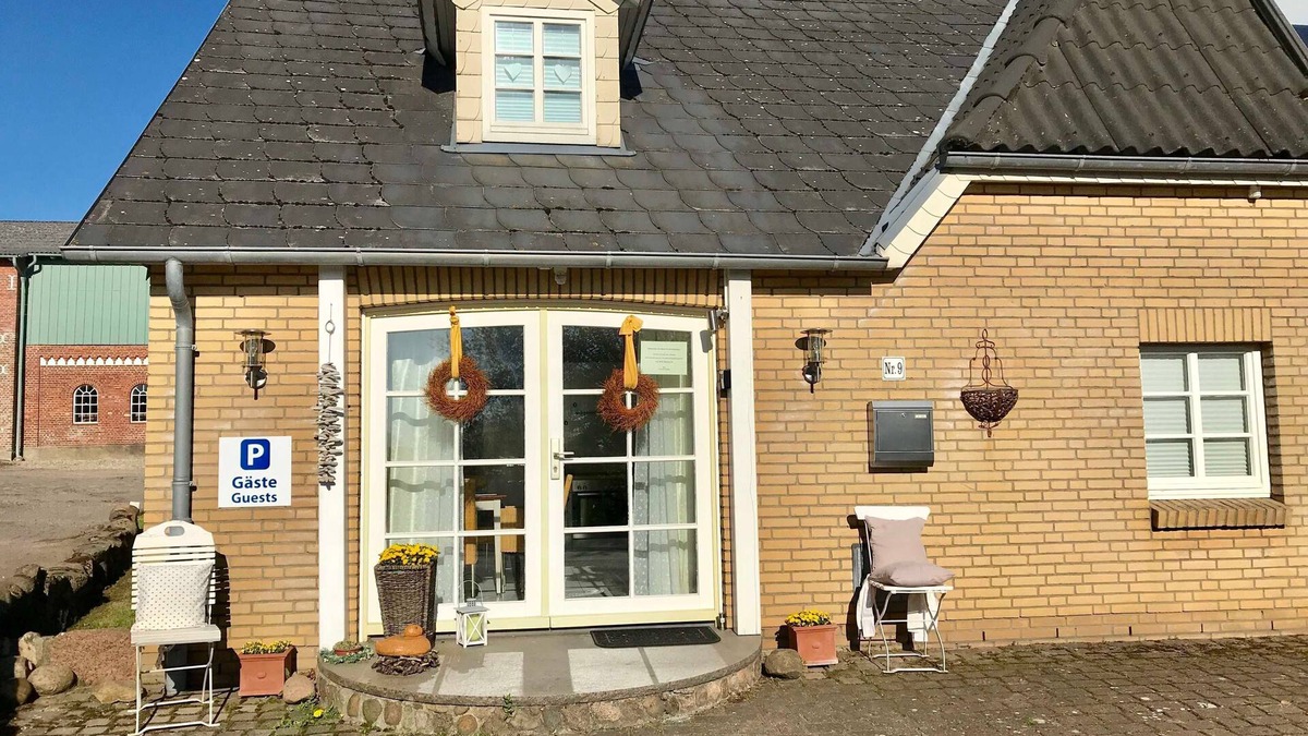 Rude Apartment | Vacation apartment Dorfstraße - Holiday apartment 2 (von Drathen)